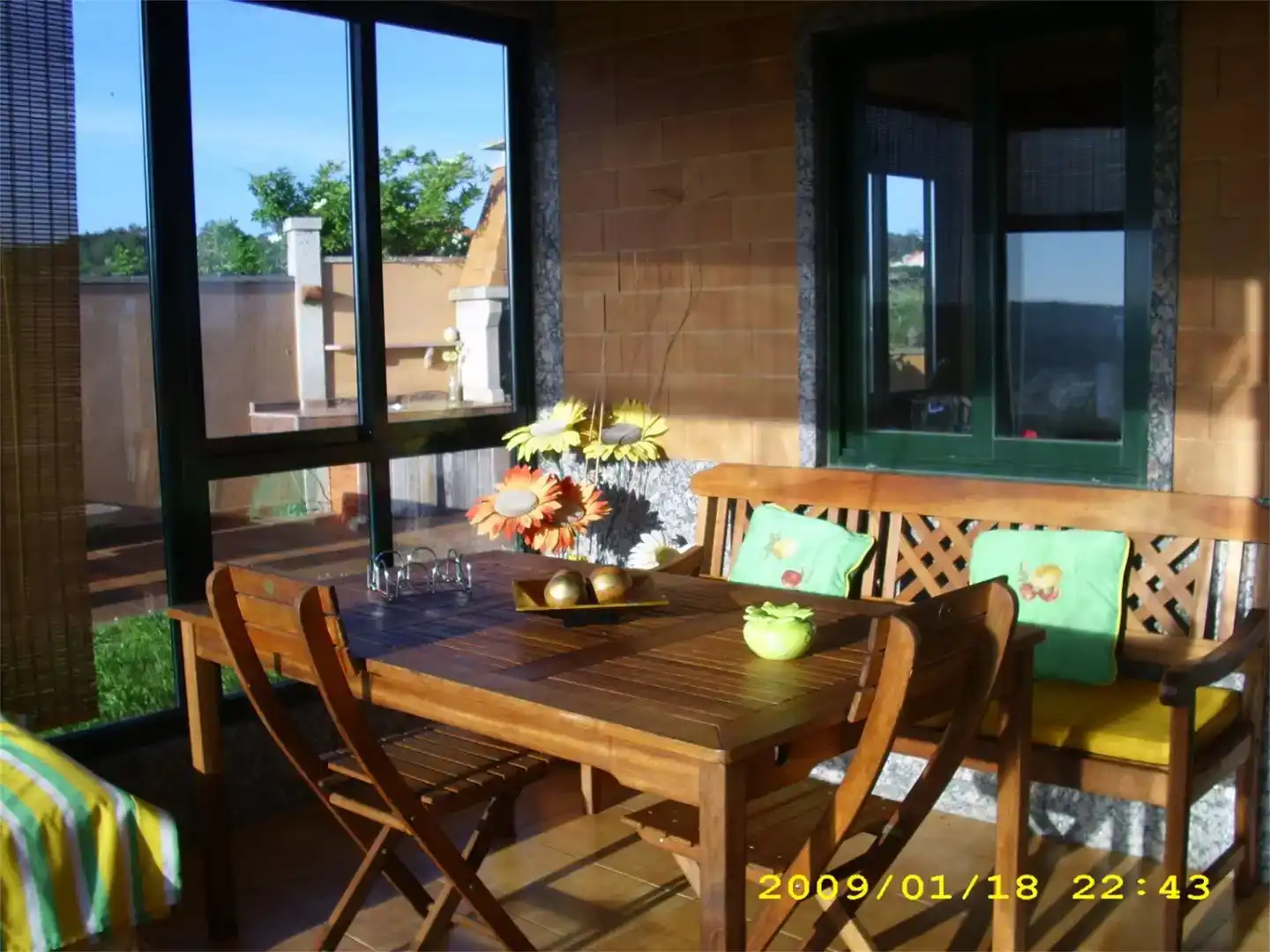 Terrasse von Country house zur Miete in Sanxenxo mit Privatgarten und Möbliert