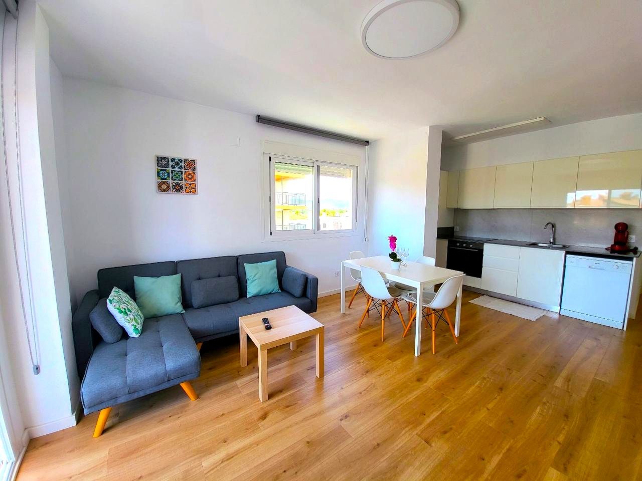 Living room of Flat for sale in Oropesa del Mar / Orpesa  with Air Conditioner, Terrace and Storage room