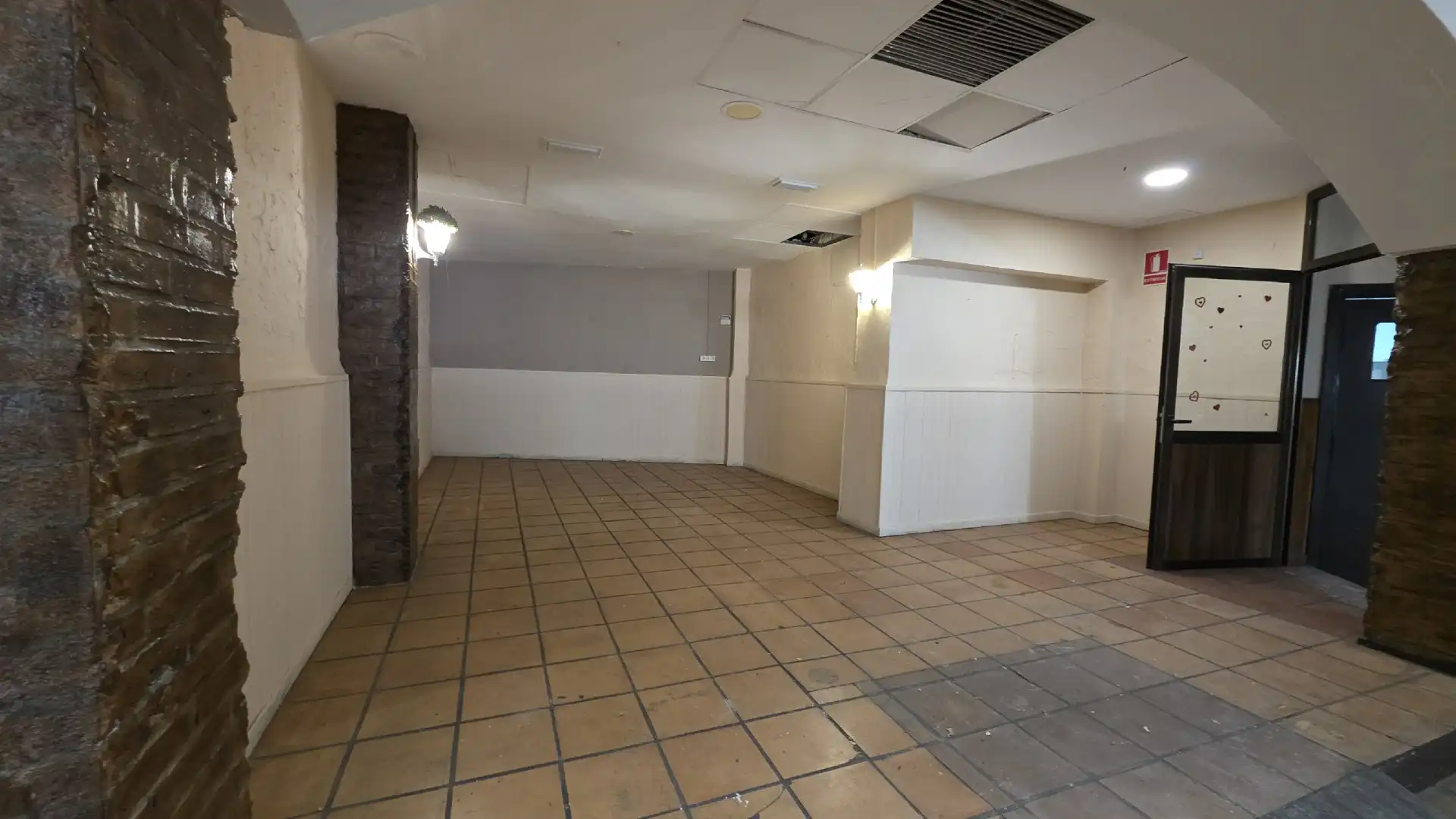 Local en venta en Valencia con Aire acondicionado y Terraza