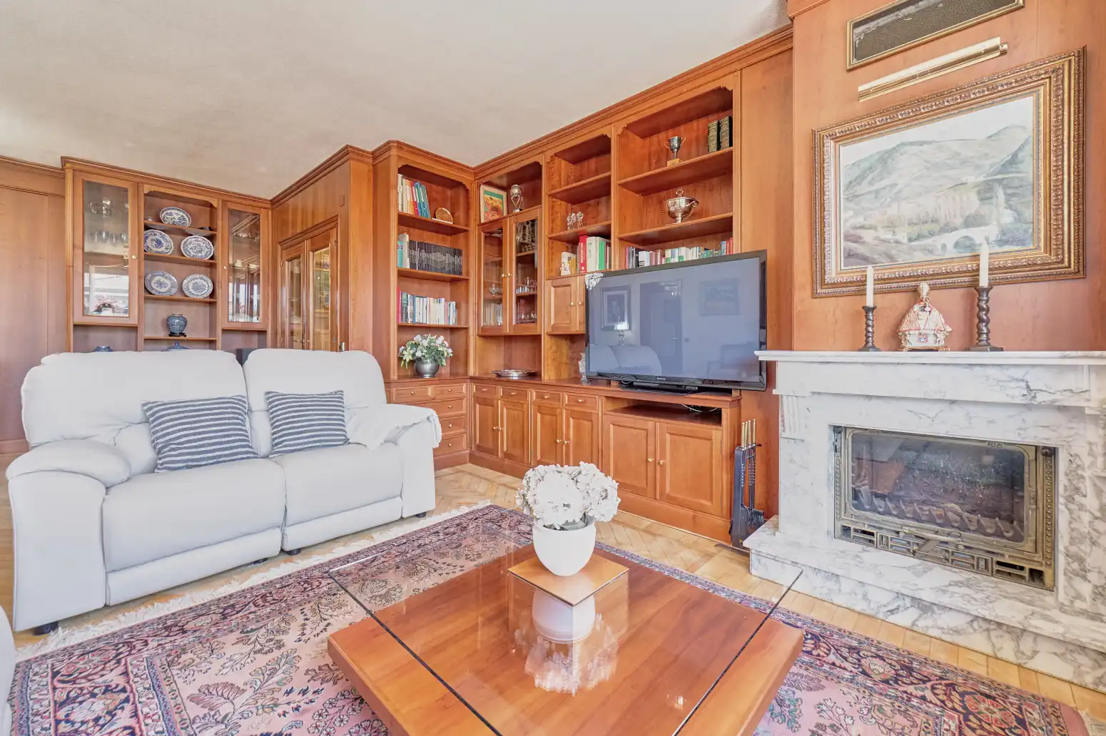 Living room of Attic for sale in  Pamplona / Iruña  with Air Conditioner, Heating and Parquet flooring