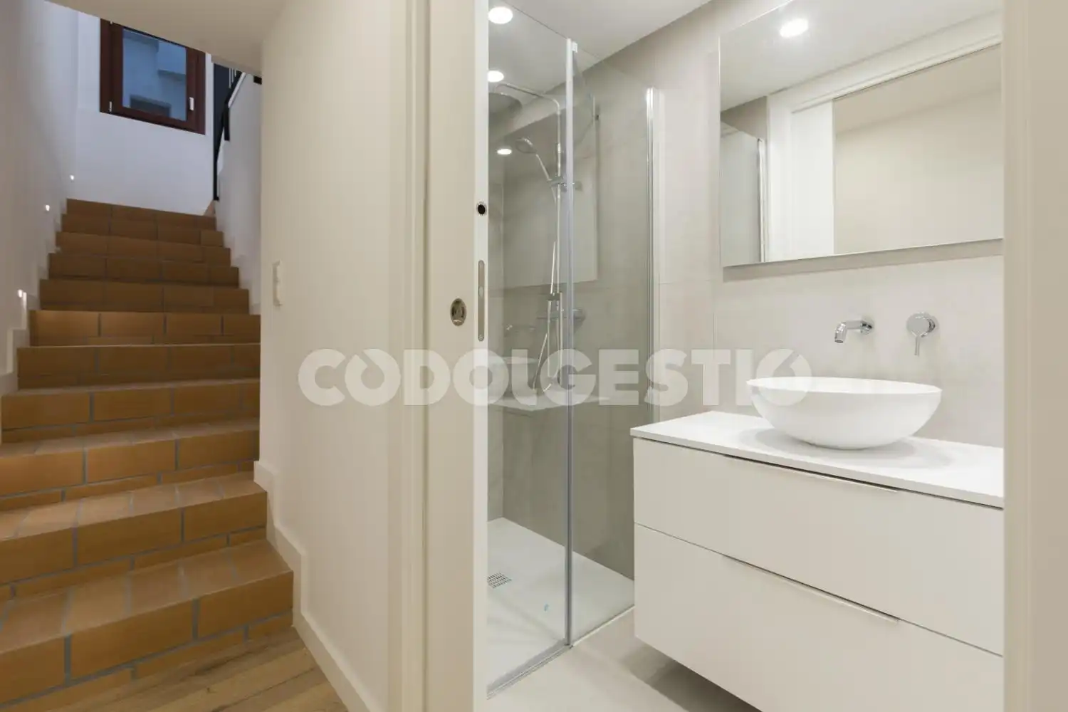 Baño de Piso de alquiler en Vic con Balcón