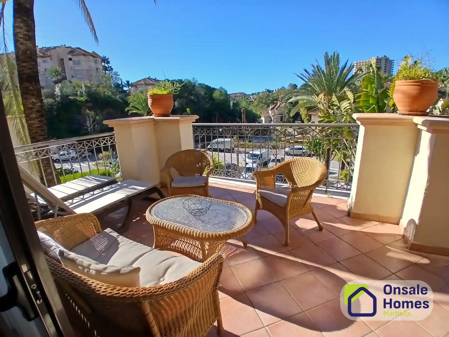 Appartamento con piscina in vendita a Urbanización Golf Río Real, imagen 2
