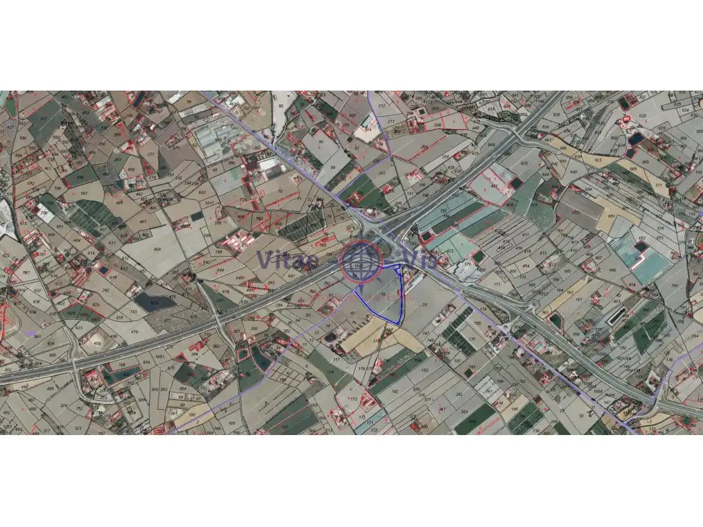 Terreny industrial en venda en Totana