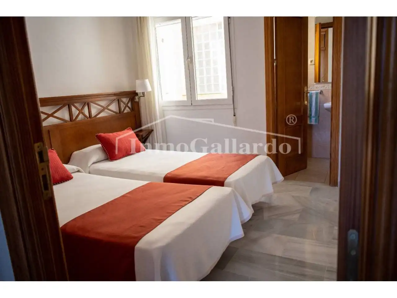 Apartments for rent in Almayate