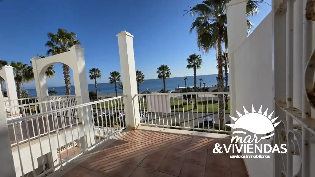 Vista exterior de Casa adosada en venta en Mojácar con Aire acondicionado, Calefacción y Jardín privado
