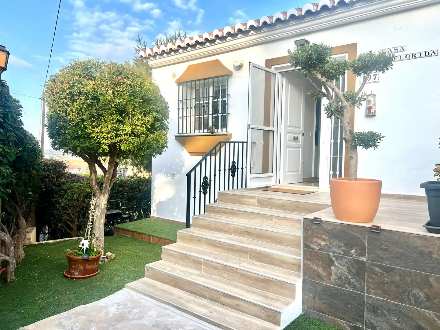 Villa con terrazza in vendita a Calle Monte Florido 216, imagen 2