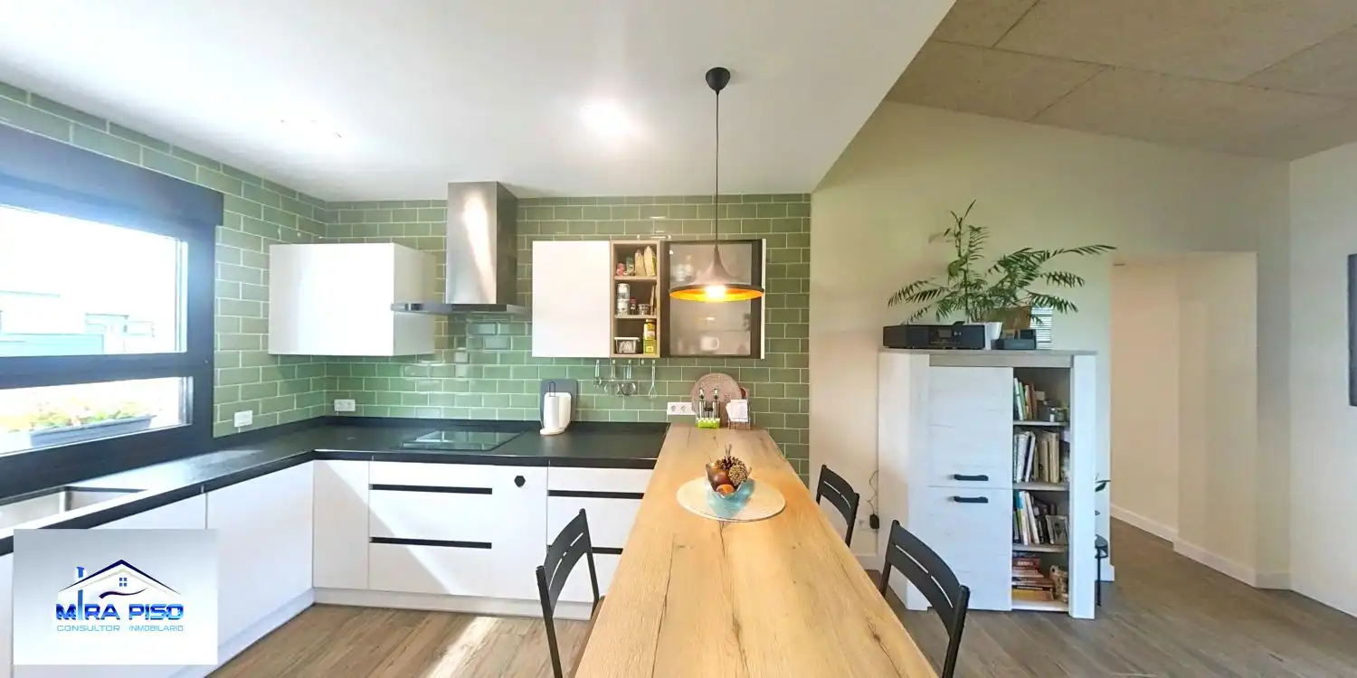 Cocina de Casa o chalet en venta en Las Rozas de Valdearroyo  con Calefacción, Terraza y Trastero