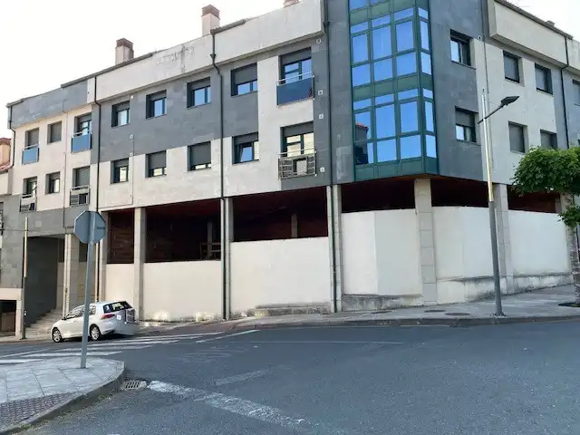 Local comercial en venda a DA PONTE, imagen 2