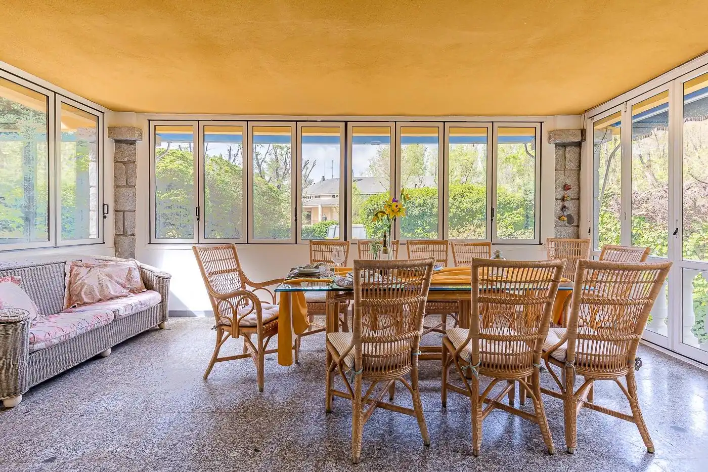 Comedor de Casa o chalet en venta en San Lorenzo de El Escorial con Calefacción, Alarma y Piscina comunitaria