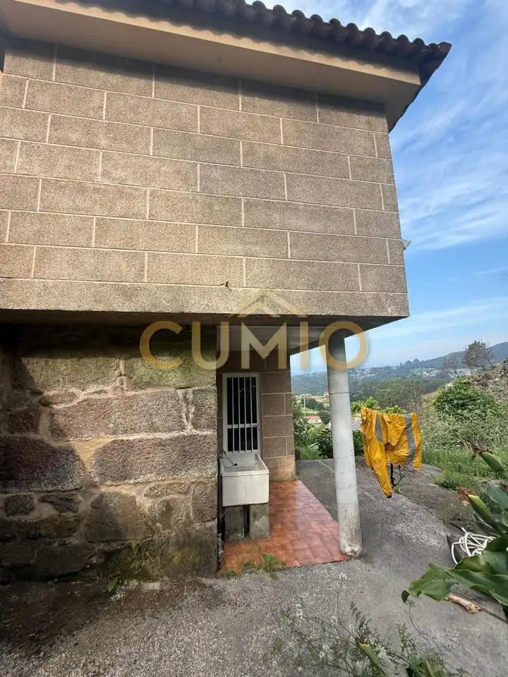 Vista exterior de Casa o chalet en venta en Cotobade con Calefacción, Jardín privado y Parquet