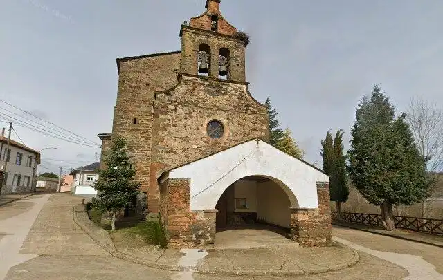 Vista exterior de Casa adosada en venda en Villamejil