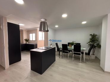 Wohnung mit Aufzug zum Verkauf in Calle Calle Miramargaritas