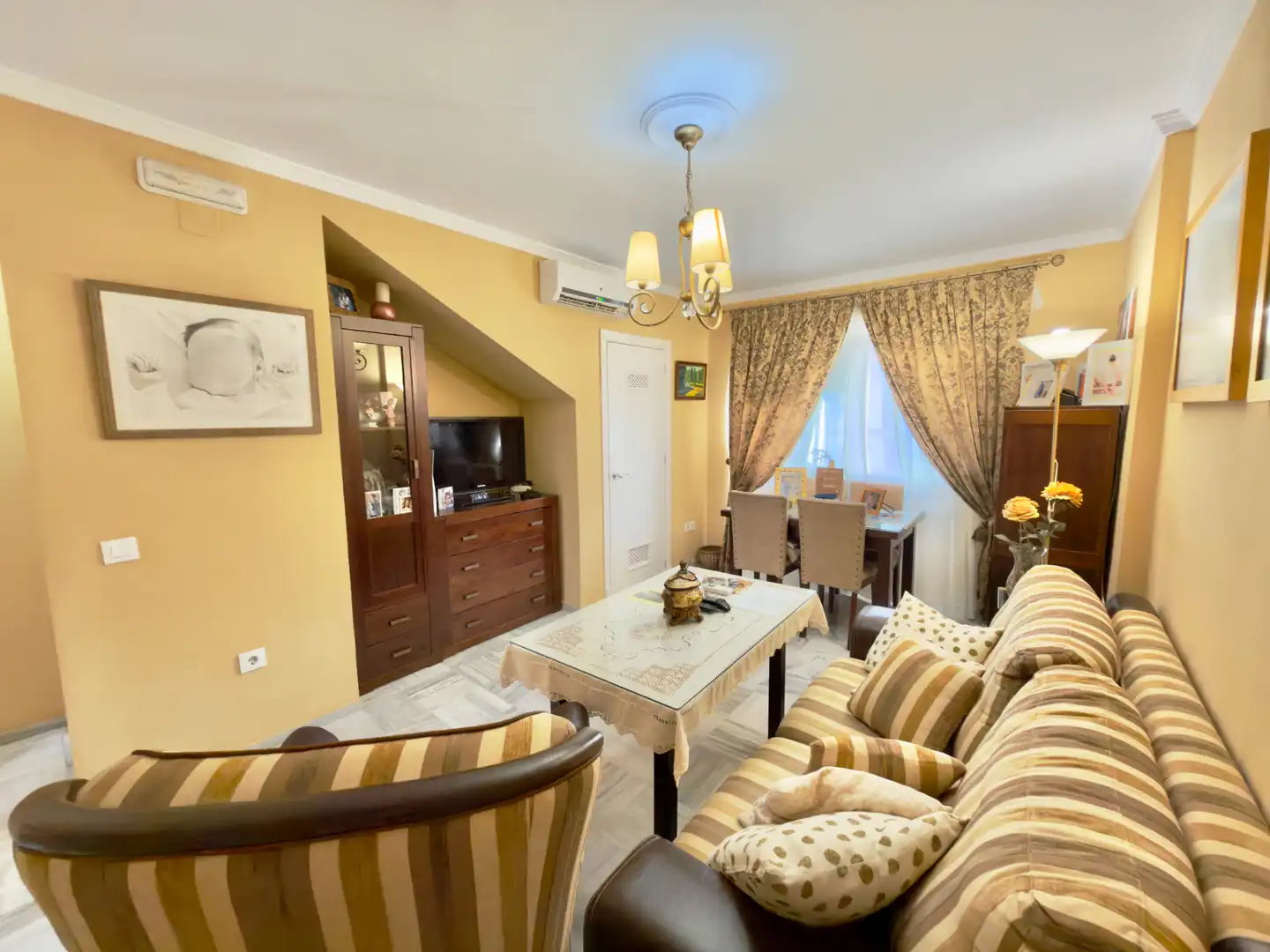 Living room of Duplexes for sale in Bornos  with Air Conditioner, Furnished and Oven