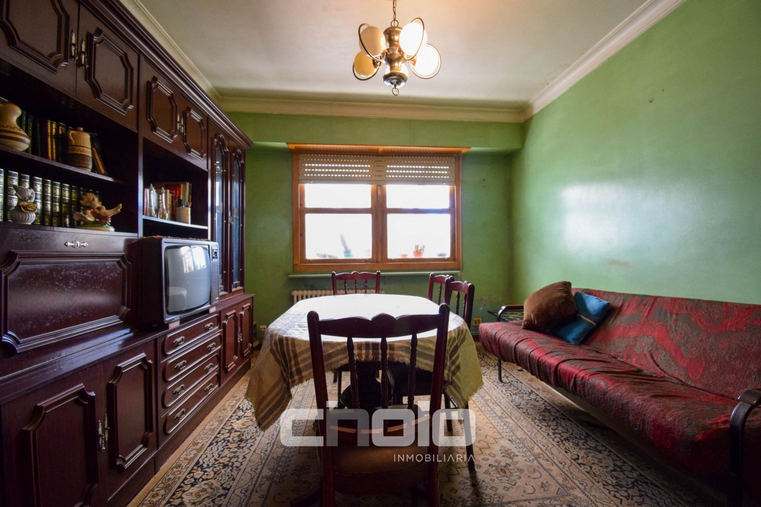 Sala d'estar de Casa adosada en venda en Lugo Capital amb Calefacció