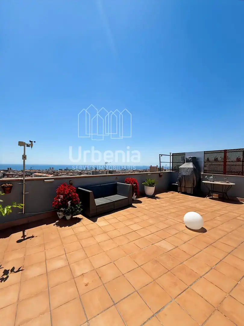 Terraza de Ático en venta en Mataró con Aire acondicionado, Calefacción y Terraza