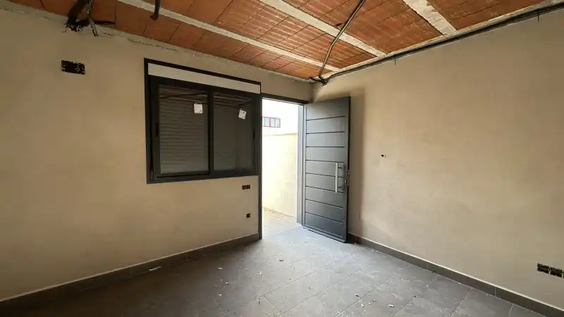 Industrial buildings for rent in Fuensalida