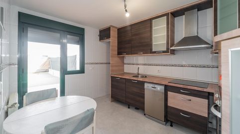 Foto 3 de Casa adosada en venta en Calle Calle Jerónimo Giménez, Magán, Toledo