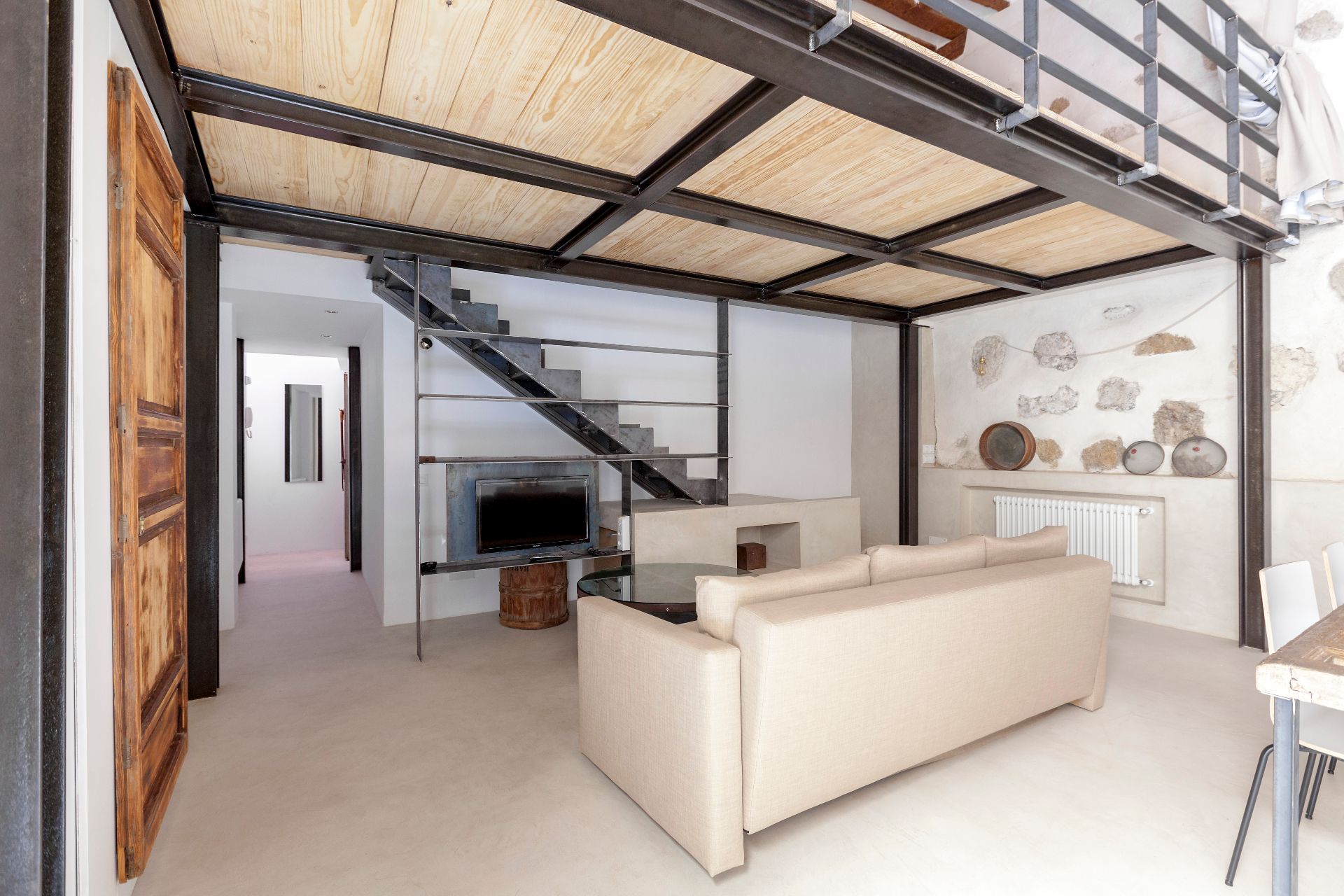 Living room of Duplex for rent in  Madrid Capital  with Air Conditioner, Heating and Parquet flooring