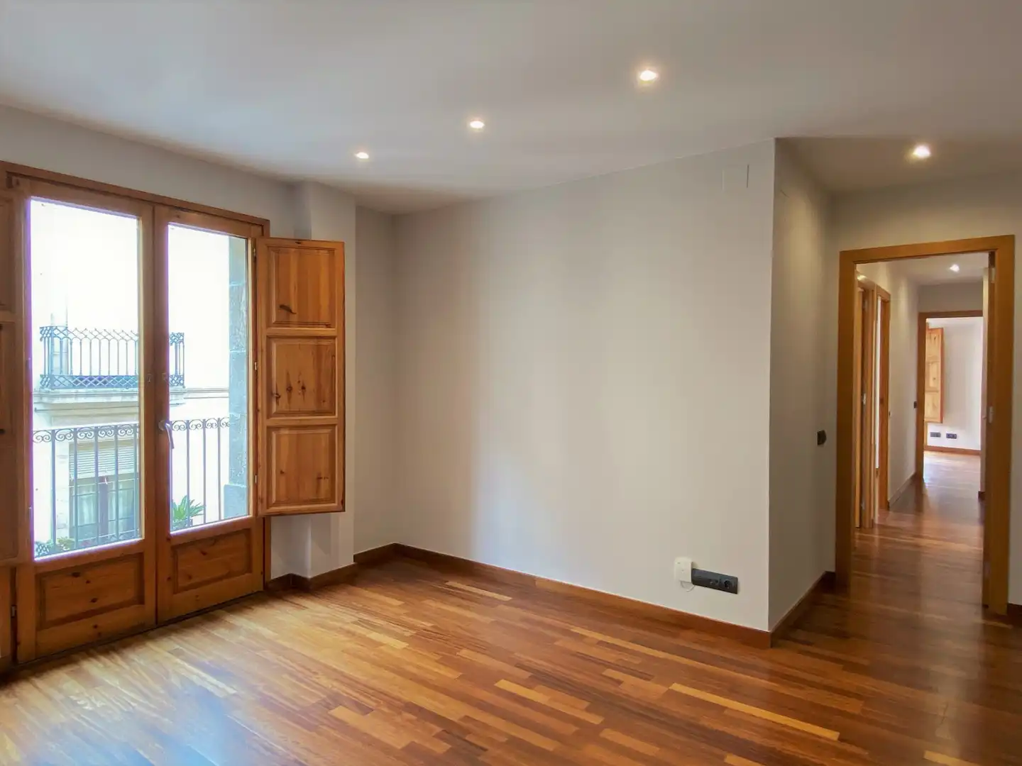Piso en venta en Carrer de Jovellanos, El Raval