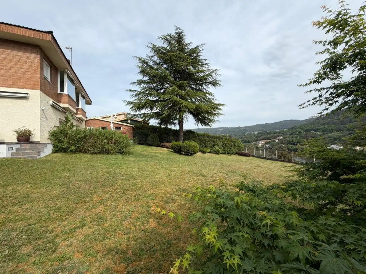 Casa o chalet en venta en Ourense Capital  con Calefacción, Jardín privado y Terraza