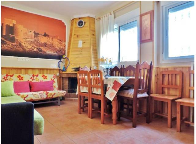 Piso en Venta en Calle la Fuente en Alsodux