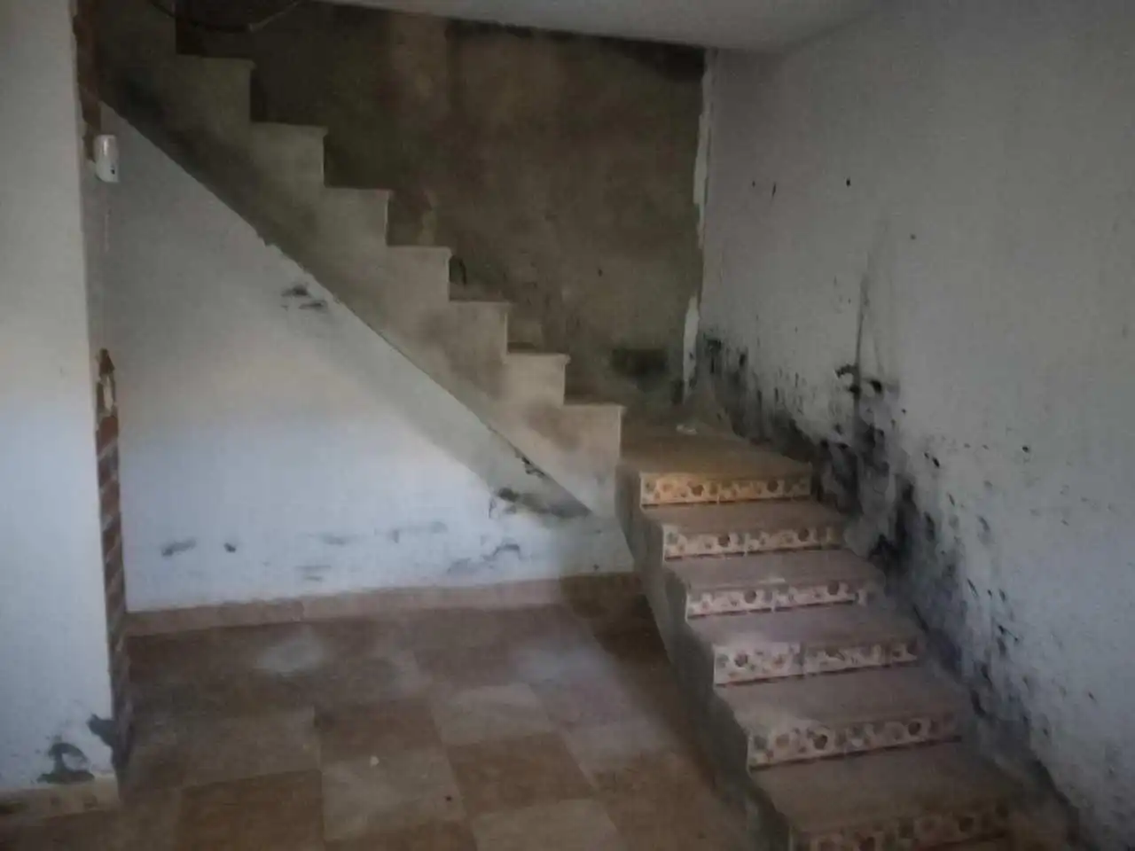 Houses for sale in Algeciras  with Private garden