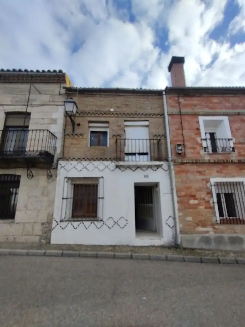 Detached homes for sale in Santa Maria, Esguevillas de Esgueva