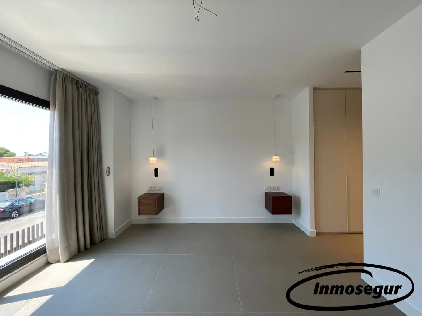 Sala d'estar de Casa adosada en venda en Cambrils amb Aire condicionat, Calefacció i Jardí privat