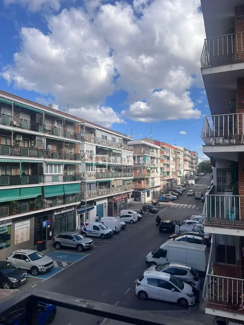 Vista exterior de Piso en venta en Madrid con Calefacción y Terraza