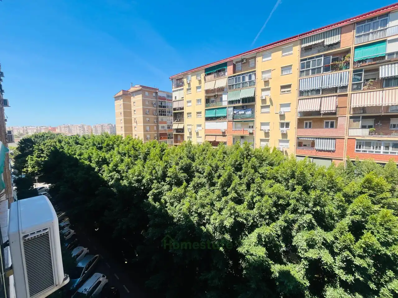 Vista exterior de Piso de alquiler en Málaga con Aire acondicionado, Terraza y Amueblado