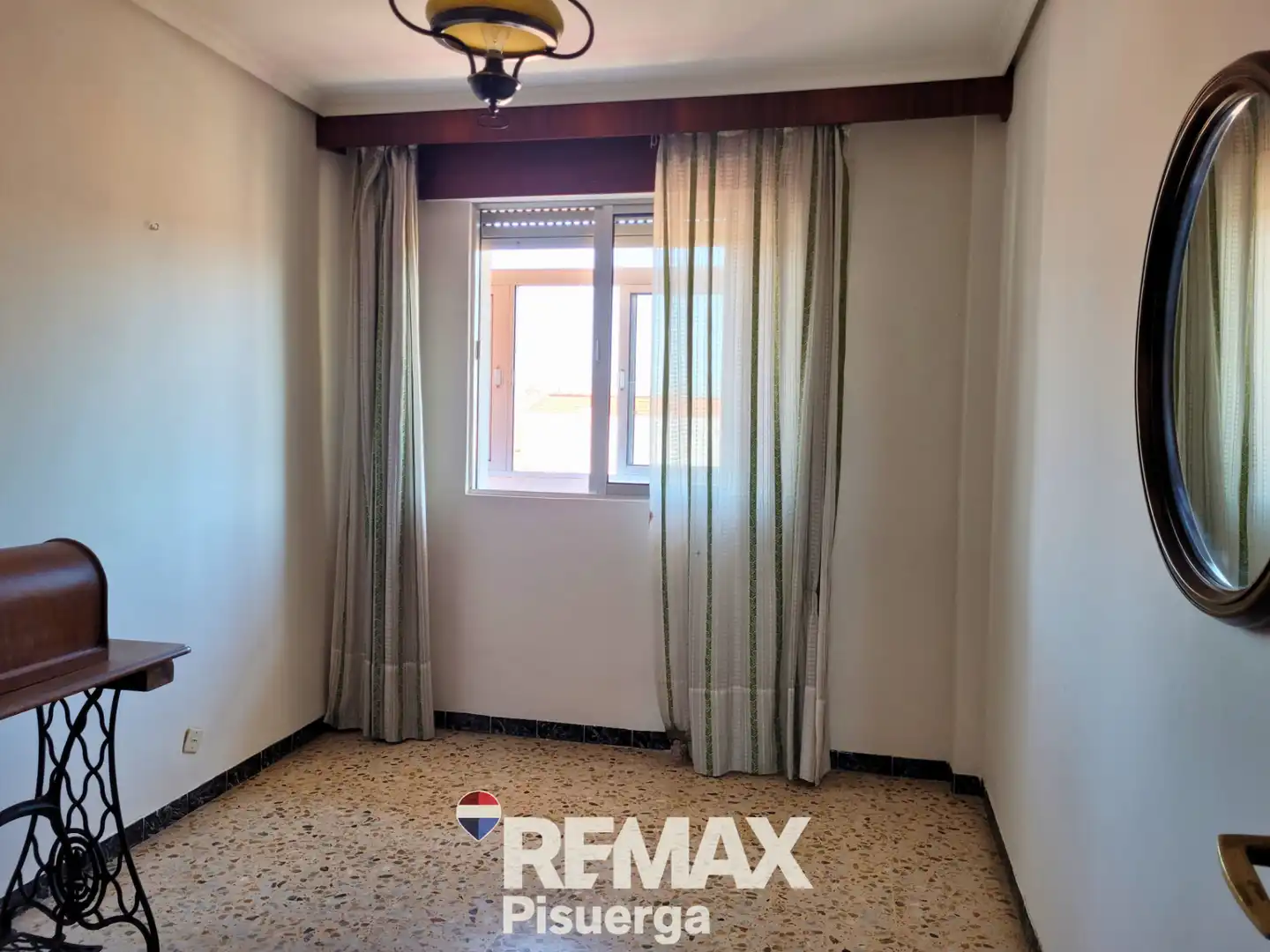 Habitación de Piso en venta en Valladolid con Terraza y Balcón