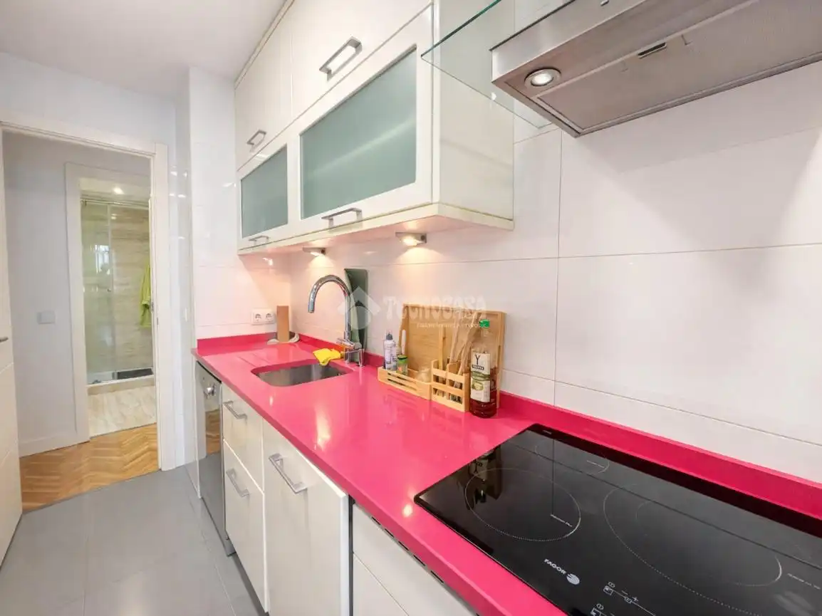 Cocina de Piso en venta en Madrid con Calefacción y Piscina comunitaria