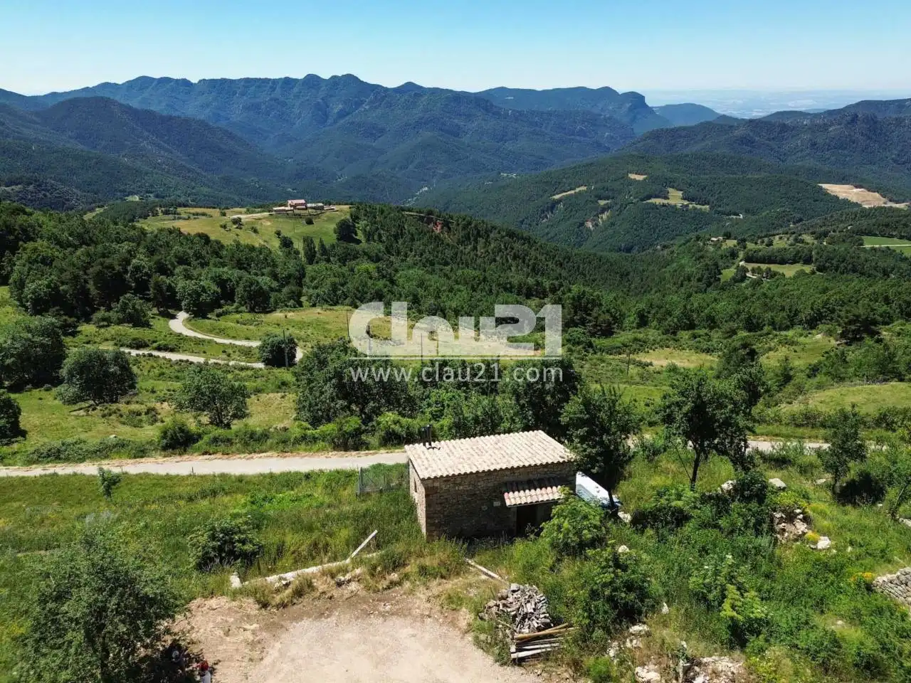 Country homes for sale in Calle Refugi Cal Foguet, Guixers