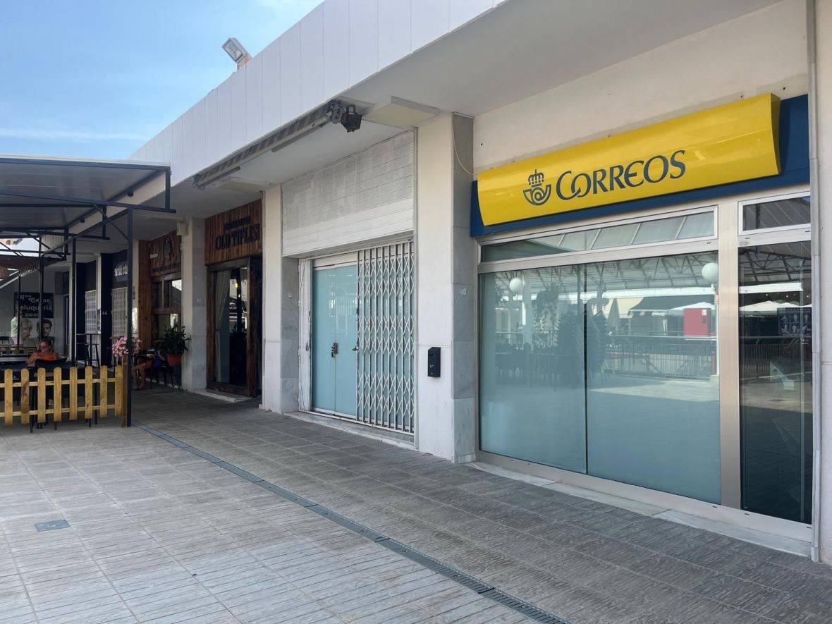 Premises to rent in Alicante / Alacant  with Air Conditioner