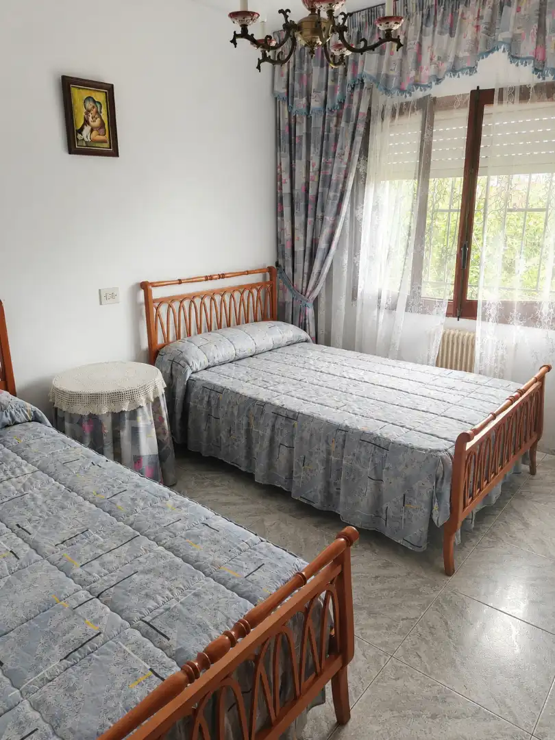Habitación de Casa o chalet en venta en Vinaròs con Aire acondicionado, Calefacción y Jardín privado
