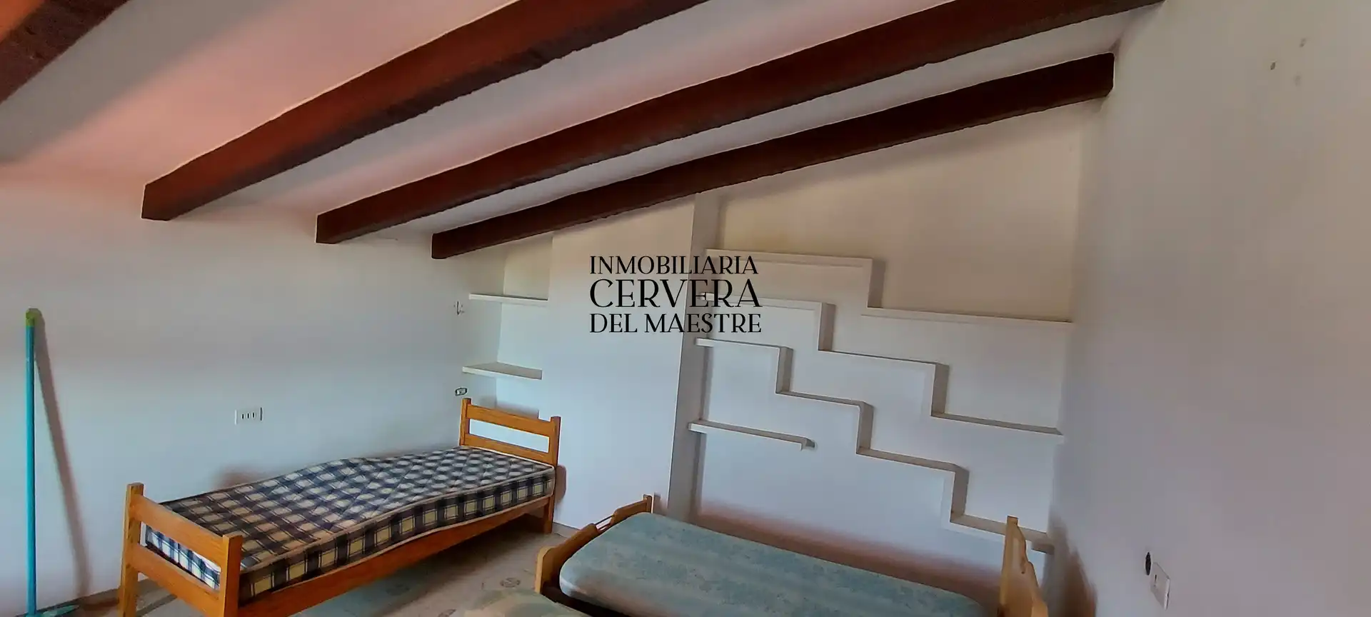 Casa adosada en venta en Xert con Terraza
