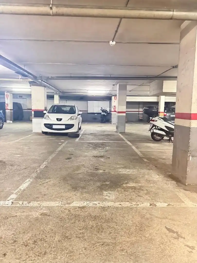 Parcheggio in vendita a Centre - Sant Josep - Sanfeliu