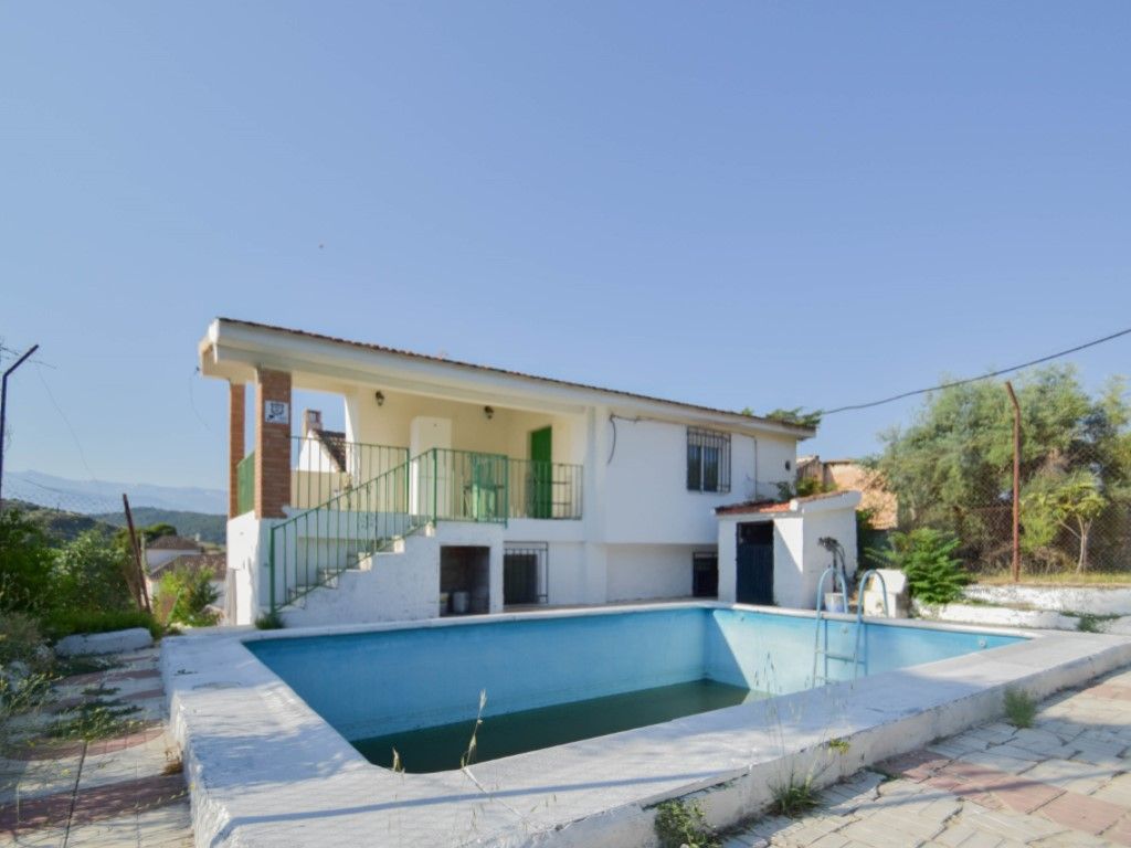 Swimming pool of House or chalet for sale in Huétor de Santillán