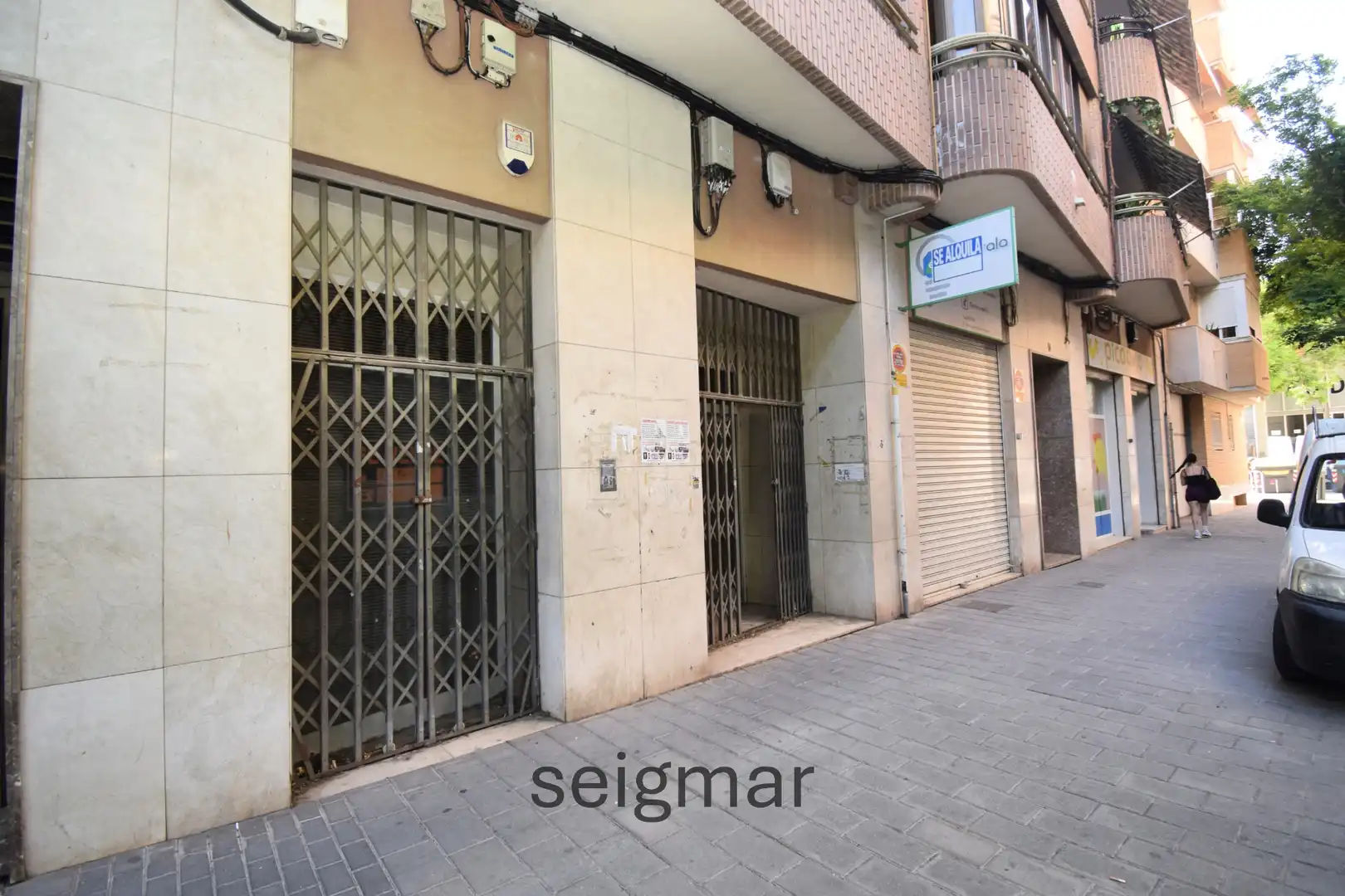 Gewerbefläche zum Verkauf in Carrer Doctor Trueta, imagen 2
