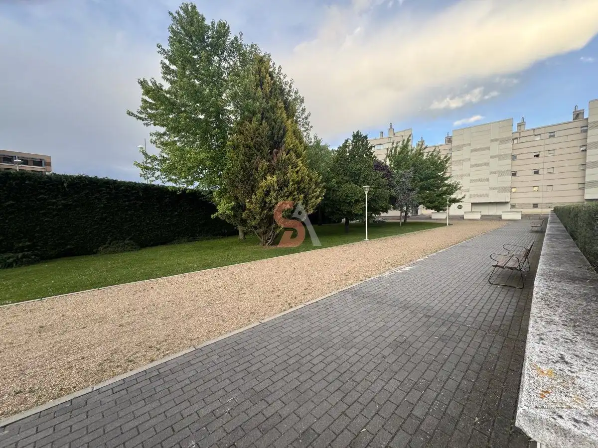 Außenansicht von Wohnung zum Verkauf in Valladolid mit Heizung und Abstellraum