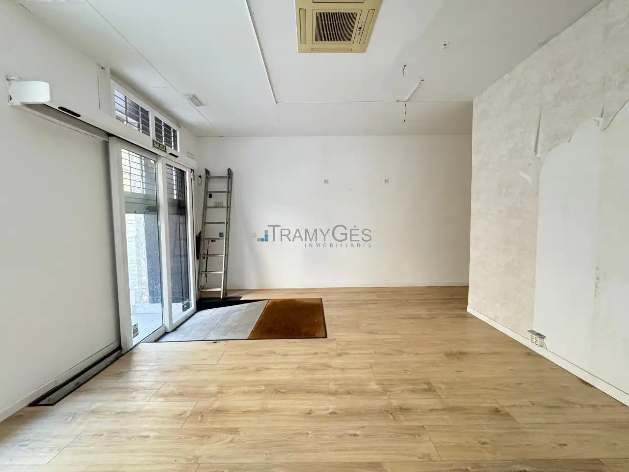 Local comercial en alquiler en EDUARDO IGLESIAS, imagen 4