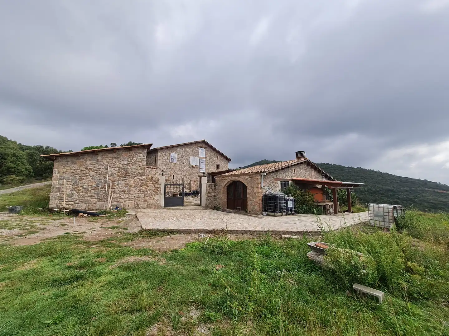Country homes for sale in Olvan