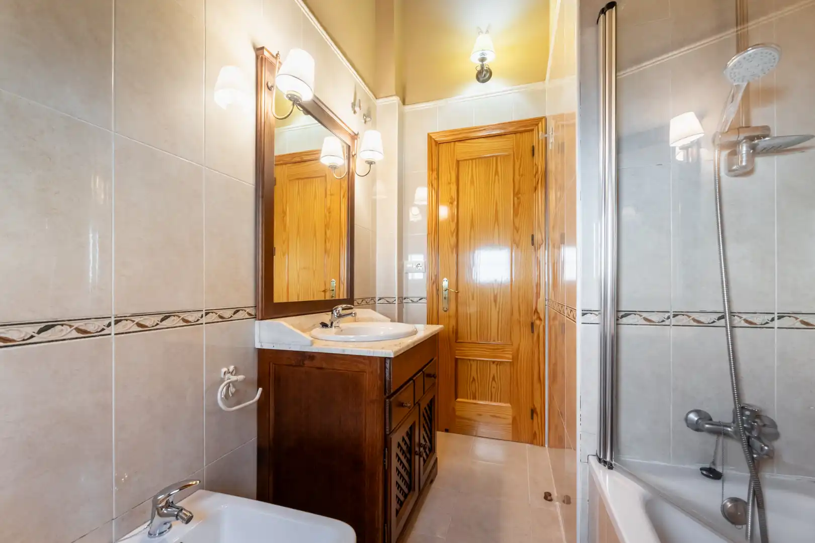 Baño de Casa o chalet en venta en Navalcarnero con Calefacción, Jardín privado y Terraza