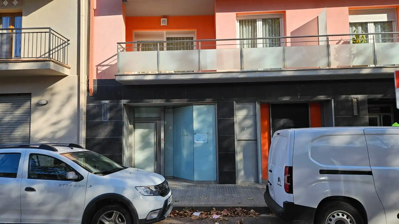 Local commercial à louer à Doctor Ferran 9, imagen 2
