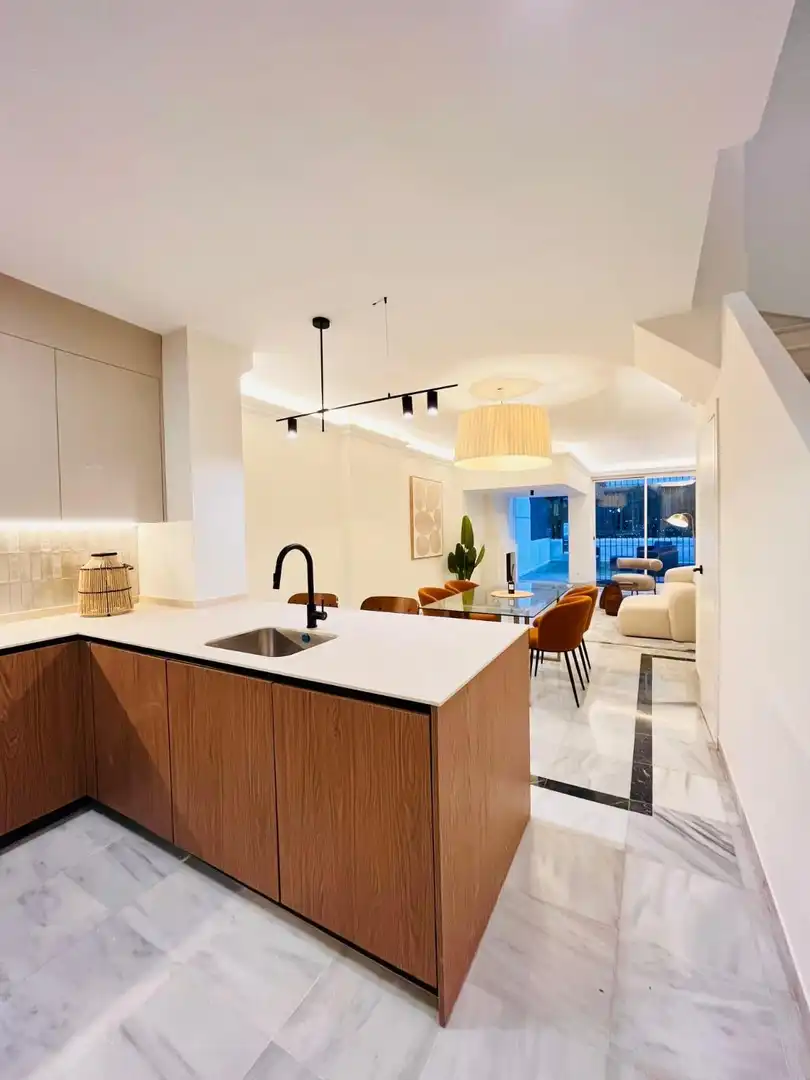 Cocina de Casa adosada en venta en Marbella con Jardín privado, Terraza y Trastero