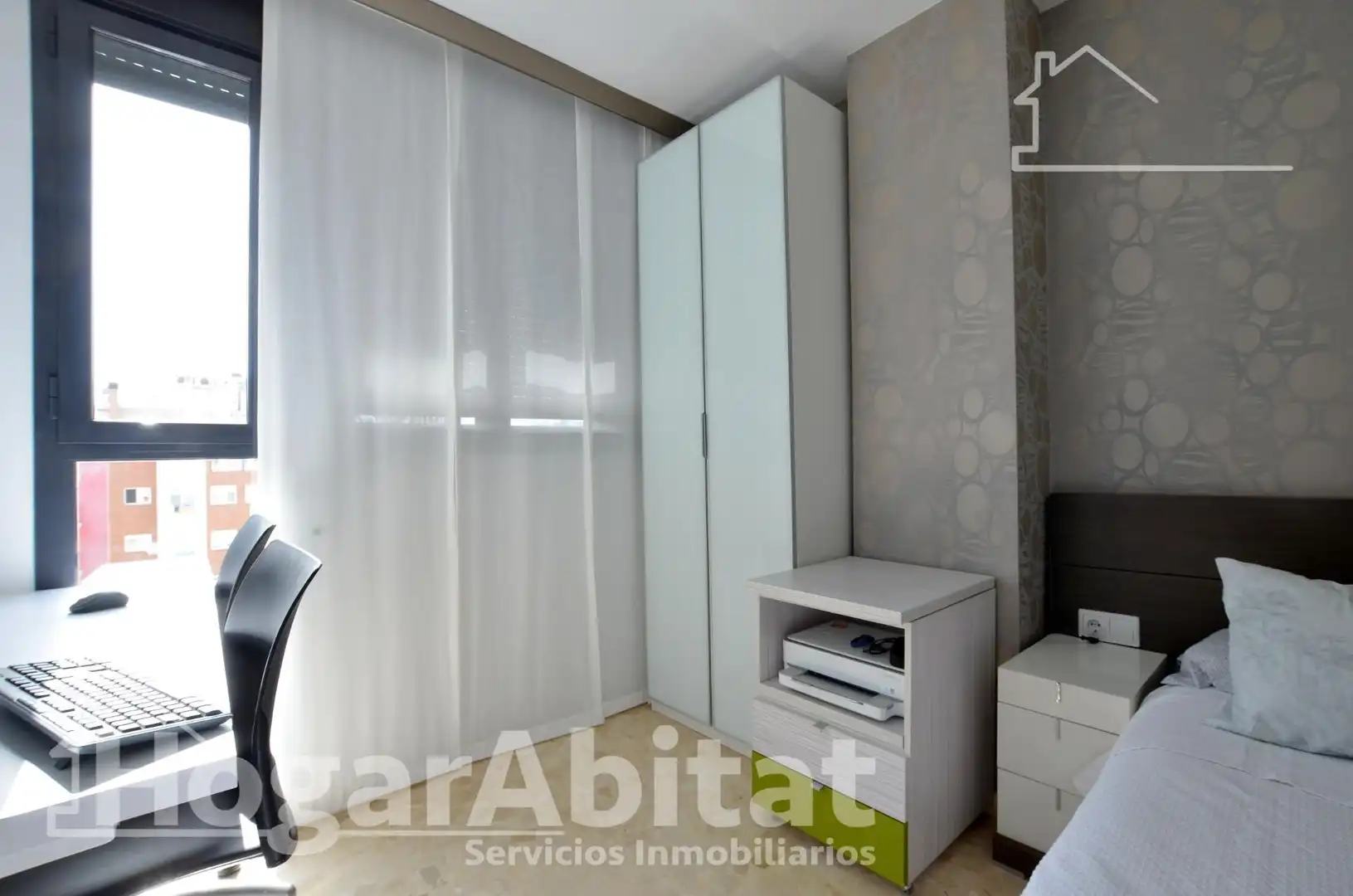 Habitación de Piso en venta en Tavernes de la Valldigna con Balcón
