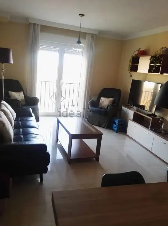Sala de estar de Piso en venta en Granada con Aire acondicionado, Calefacción y Amueblado