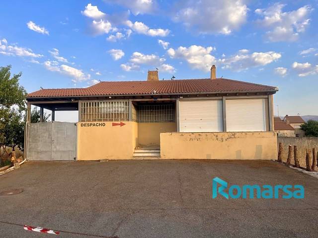 Local comercial en Venta en De Piedrahita en Muñogalindo