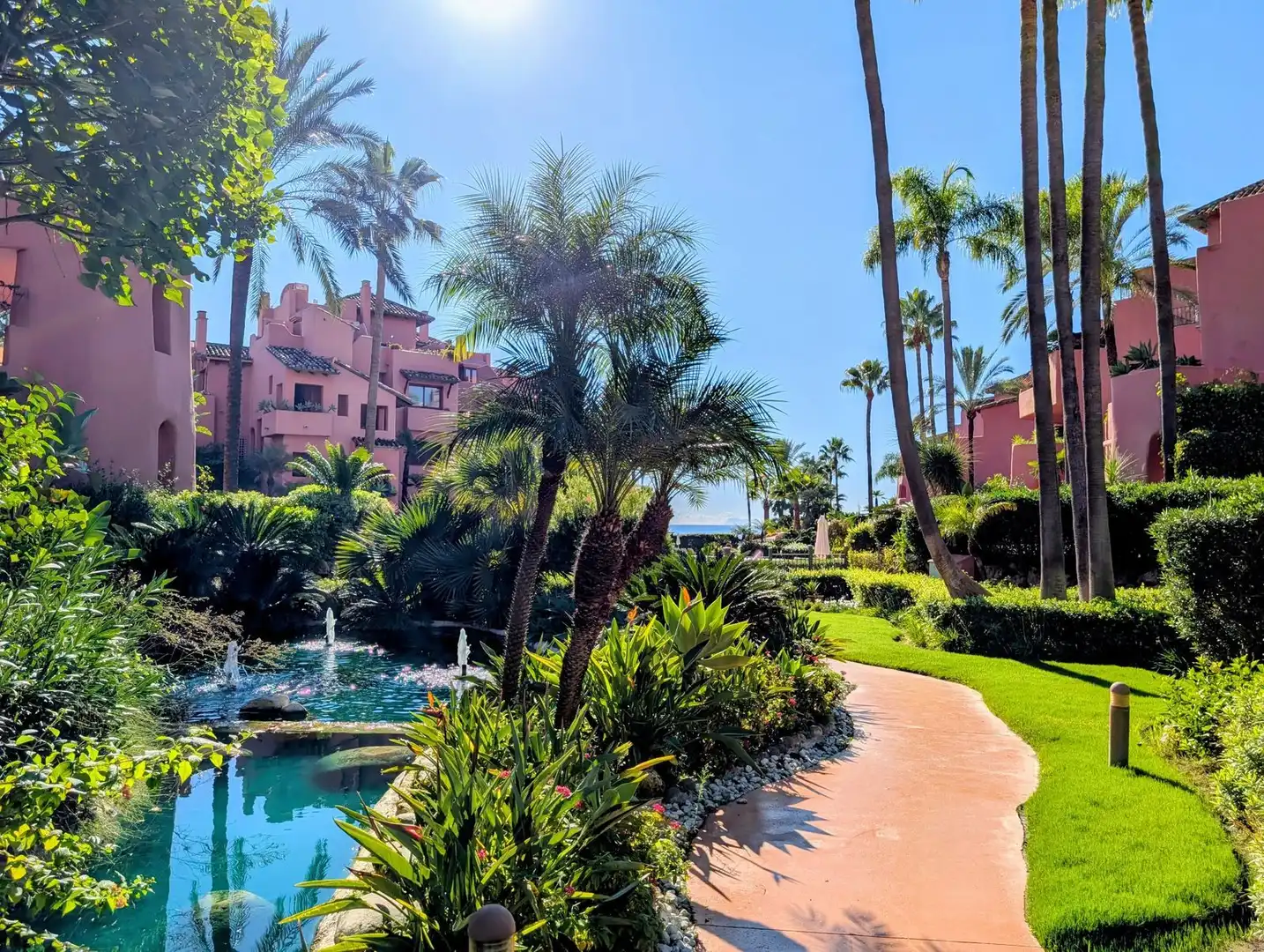 Jardín de Ático en venta en Estepona con Aire acondicionado, Calefacción y Terraza