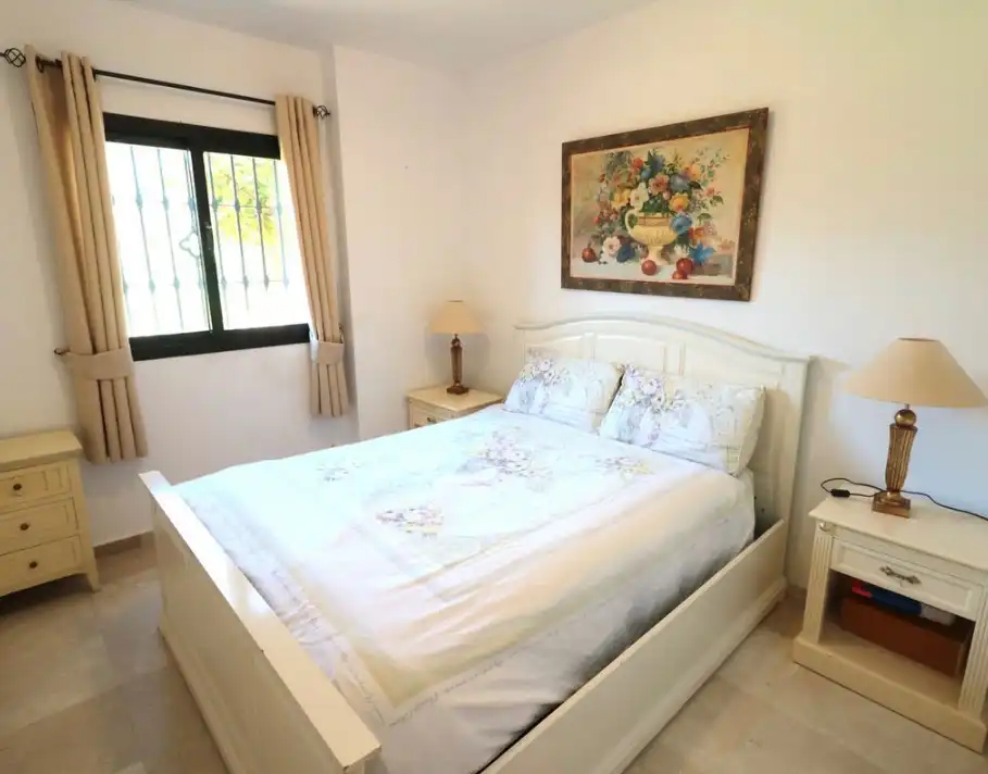Flat with pool for sale in Selwo, imagen 10